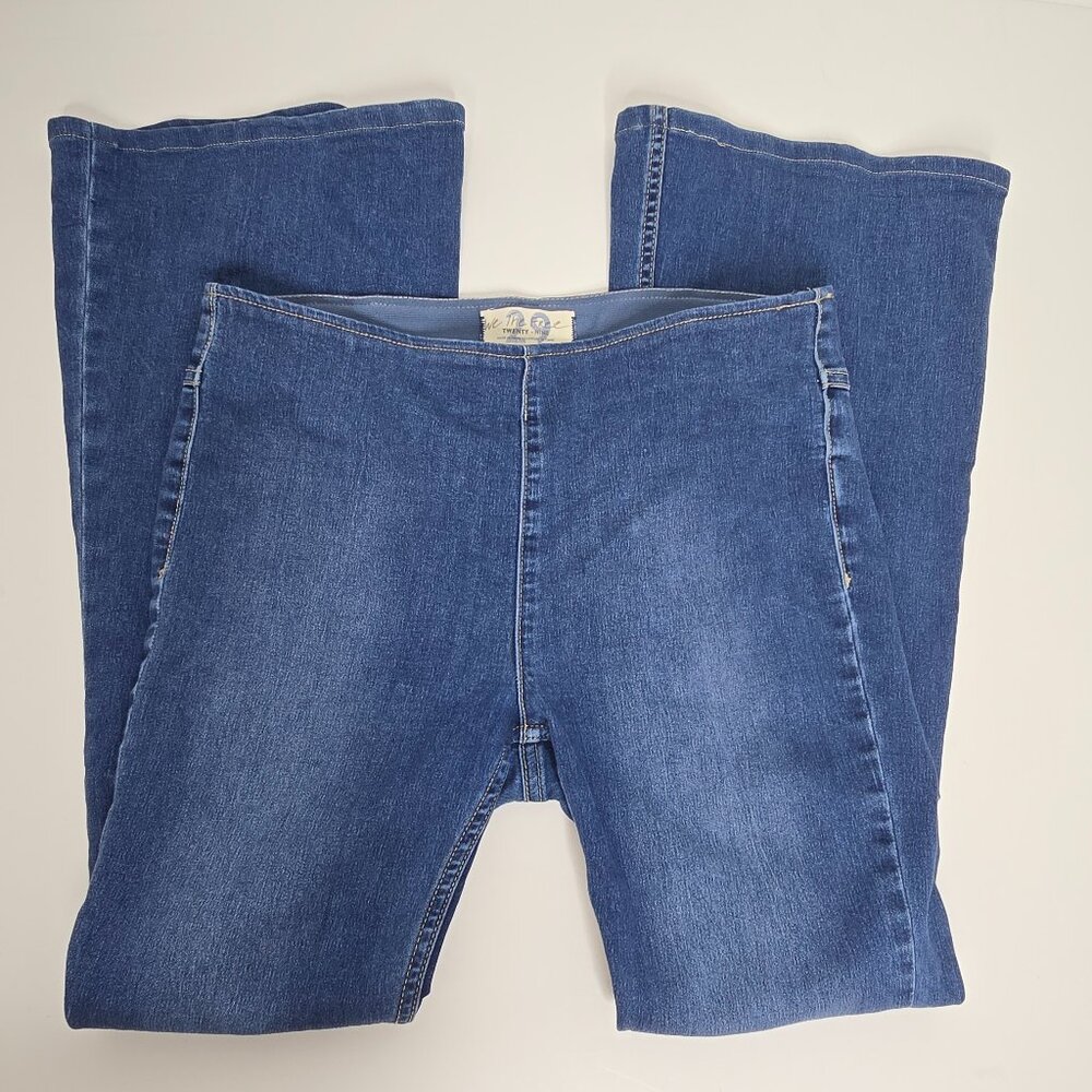 We The Free People Jeans Womens 29 Blue Penny Pull-On Flare‎ Bell Bottom Hippie